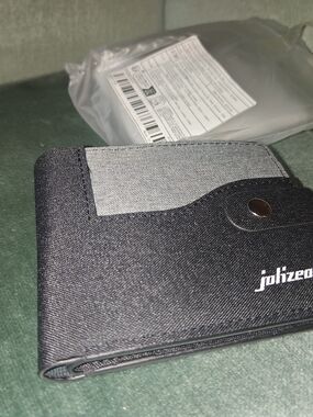 Julized Black and Gray Snap Card Wallet